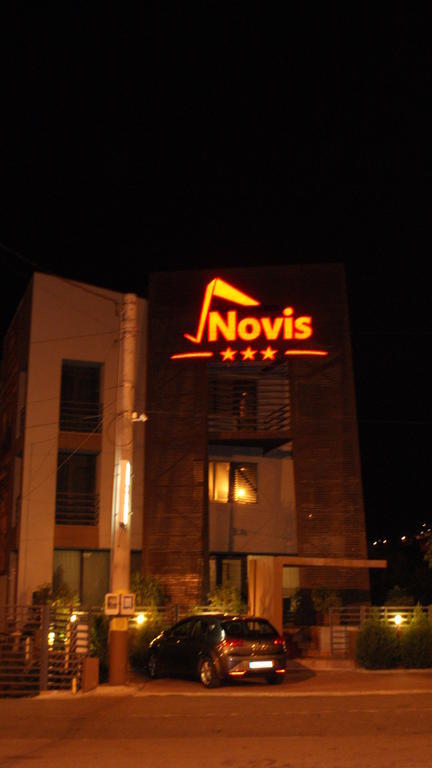 Pensiunea Novis Яссы Экстерьер фото