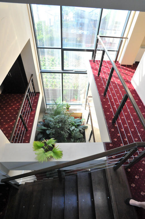 Pensiunea Novis Яссы Экстерьер фото