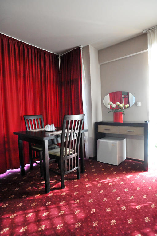 Pensiunea Novis Яссы Номер фото